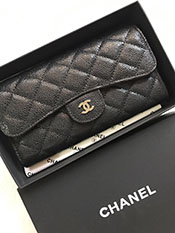 Vl z 2022 H~ CHANEL lC V