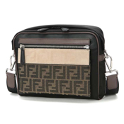 ň̃tFfBX[p[Rs[ tFfBobORs[ FENDI NX{fBobO ubN Y 7va487 a7uw f19a5 MEDIUM MESSENGER SANTANDER