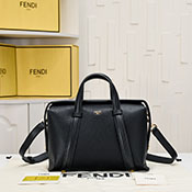 フェンディ バッグ コピー フェンディ バッグ アウトレット ボストン 365 ブラックレザー バッグ ブラック 8BL152APZAF0KUR レザー ゴールド金具 FENDI2024006
