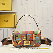 フェンディ バッグ コピー フェンディ バッグ アウトレット バゲット マルチカラーキャンバス バッグ FF刺繍 ライトブラウン/マルチカラー 8BR600ANH4F1MQL レザー ゴールド金具 FENDI2024049