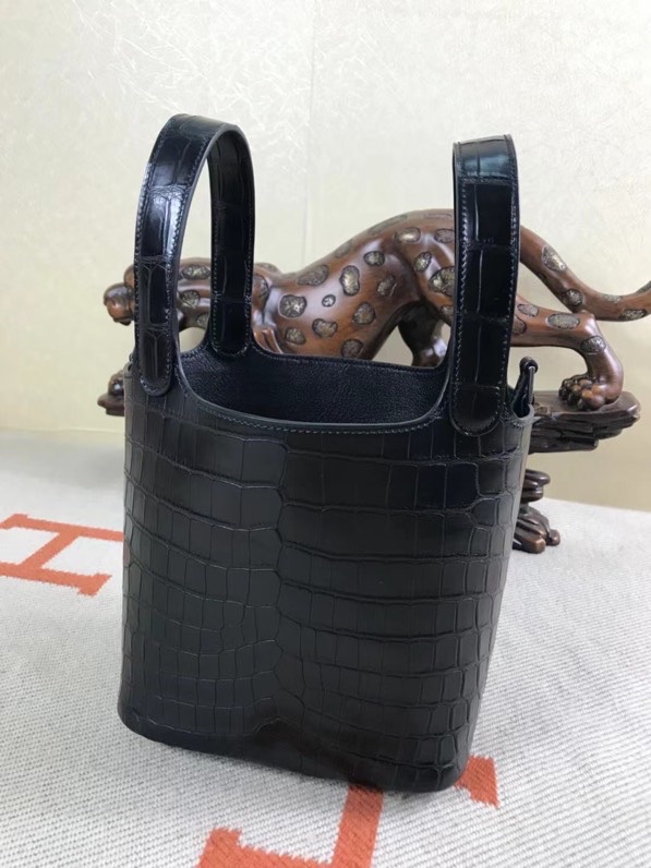 HERMES エルメス ハンドバッグ ピコタンロック 18 PM タッチ 黒 