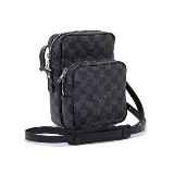 V܃CBgX[p[Rs[ Bg_~GEOtBbgobORs[ LouisVuitton _~GEOtBbg  ΂߂ V_[obO N41446