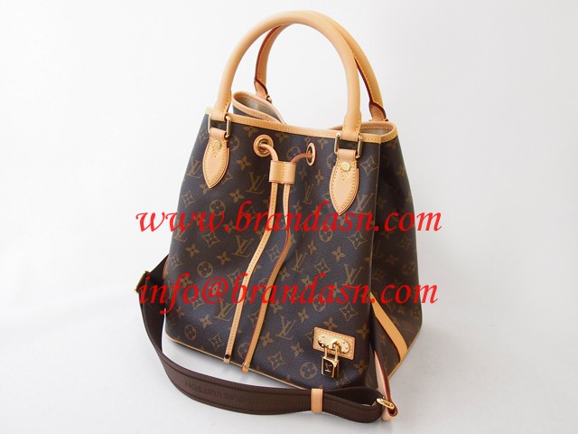 CEBg LOUISVUITTON mO@lI M40372