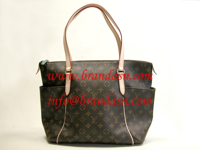 CEBg LOUISVUITTON mO@g[^[MM M56689