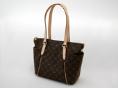 CEBg LOUISVUITTON mO@g[^[PM M56688