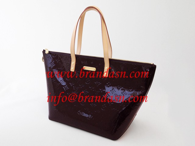 ルイ・ヴィトン LOUISVUITTON モノグラム・ヴェルニ ベルヴューGM アマラント M93589 ショルダーバッグ