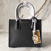 }CPR[X obO V 2024 lC MICHAEL KORS V_[obO }[T[ VOl`[ ~fBA bZW[ ubN 35S1GM9M2L |E^ S[h MKbag2024013