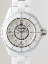超激安シャネルスーパーコピー シャネル時計コピー CHANEL 腕時計 Ｊ１２ H2422 33mm　ホワイトセラミックブレス　8Ｐダイヤ　文字盤シェル ホワイト